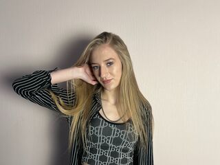 camgirl playing with sex toy PhyllisDeary