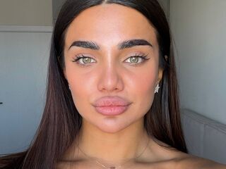 closeup webcam ReannaGubala