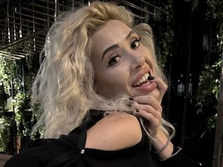 webcamgirl chat room RiannaReini