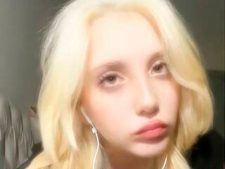 flirt chat room RubiAntonakos