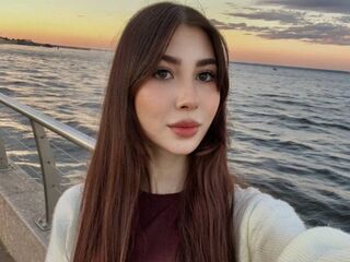 nude webcamgirl photo SadeLazcano