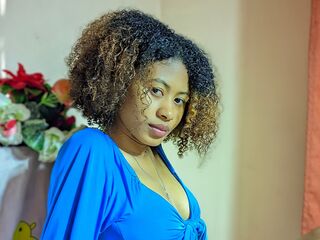 hot naked webcamgirl SaholyCloe