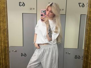 naughty chatroom ScarlettAndreula