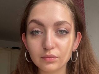 camgirl shaving pussy ShaniFland