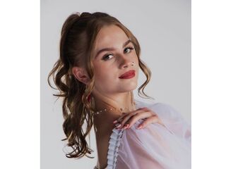 free webcam picture SharriLangolf