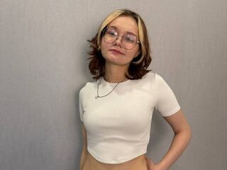 cam girl chat ShemikaDestro