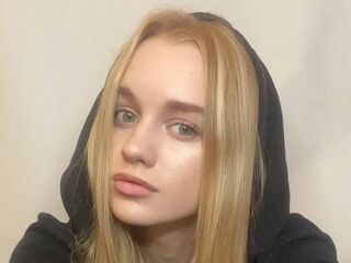 camgirl fingering bald pussy SheridanSillavan