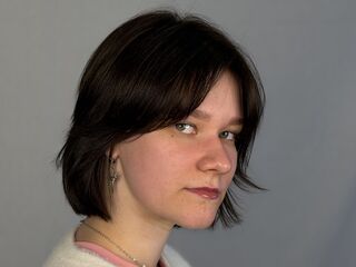 naughty cam girl masturbating with dildo ShiraTorstrick