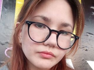 free nude cam SilvanaTopps