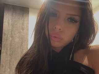 topless webcam girl SueSpeilman