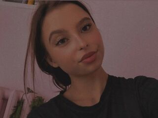 cam girl fingering SweetOlivia