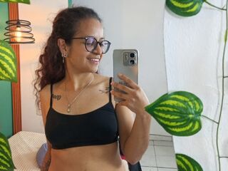 topless cam girl SydneyBell