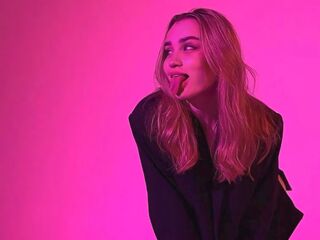 cam girl webcam sex TobieMcgillis