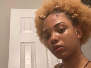 camwhore fingering pussy TrinaMcfarlane