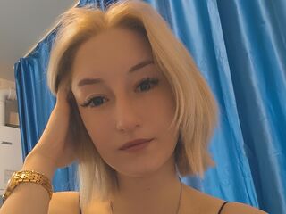 nude camgirl pic VedaLakes