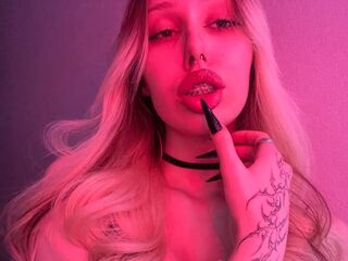 camgirl masturbating with dildo VeronaHarding