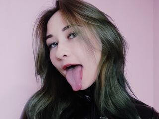 nude webcam girl pic VikaCheers