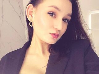 naked webcamgirl picture ViollaShake