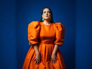 camgirl spreading pussy VivianaGrays