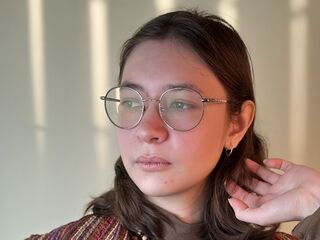 webcamgirl chat WhitneyEarlgy