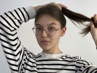 fingering camgirl video WondaTon