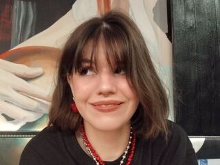 topless WonderAlice