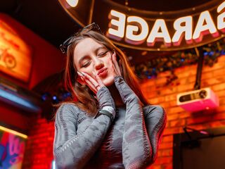 camslut video XeniaUsher