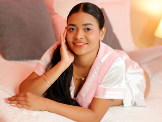 flirt chat room ZariRiley